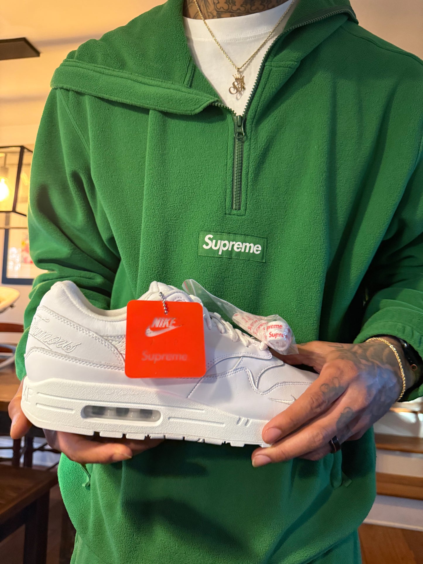 Supreme Air Max 1